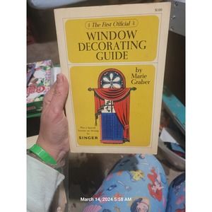 The First Official Window Decorating Guide Book *First Edition*